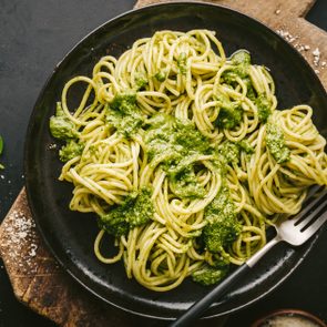 pesto pasta dish