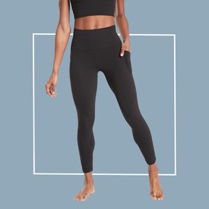 Athleta Salutation Stash Pocket II 7/8 Tight