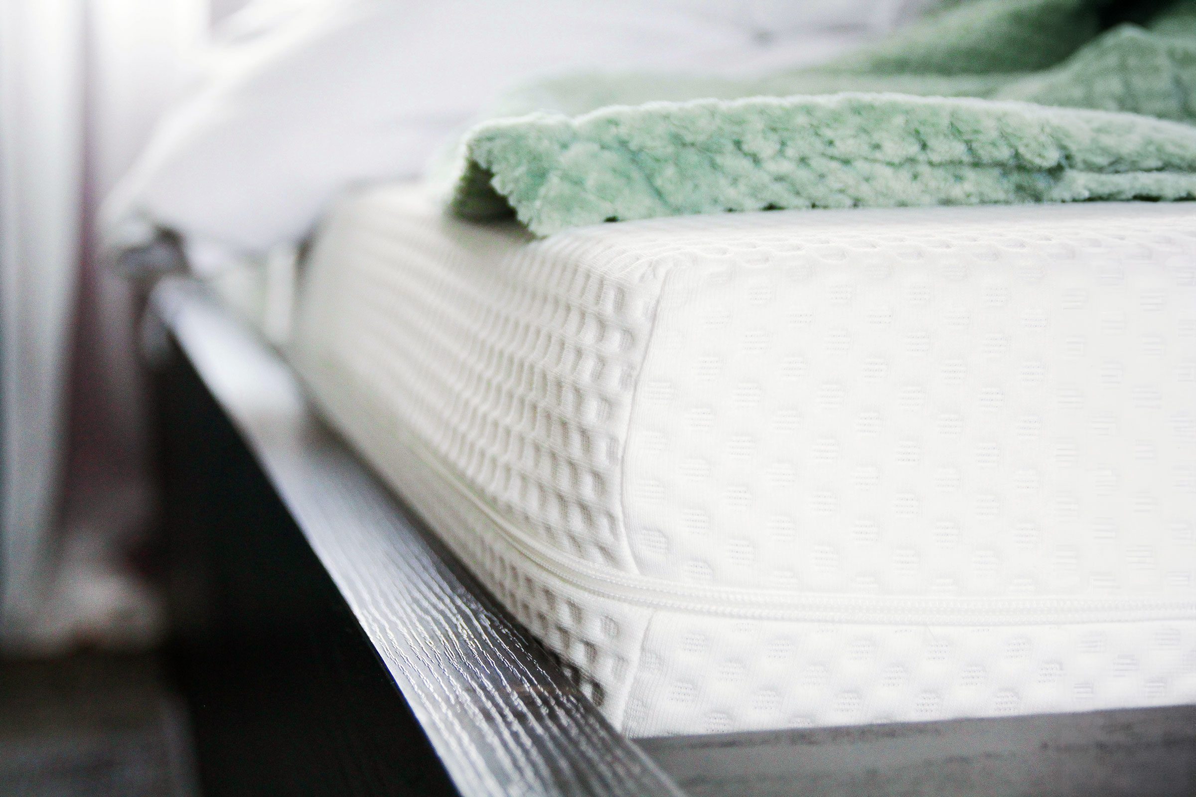 If You Own This Mattress, Safety Experts Advise You To Contact the Manufacturer