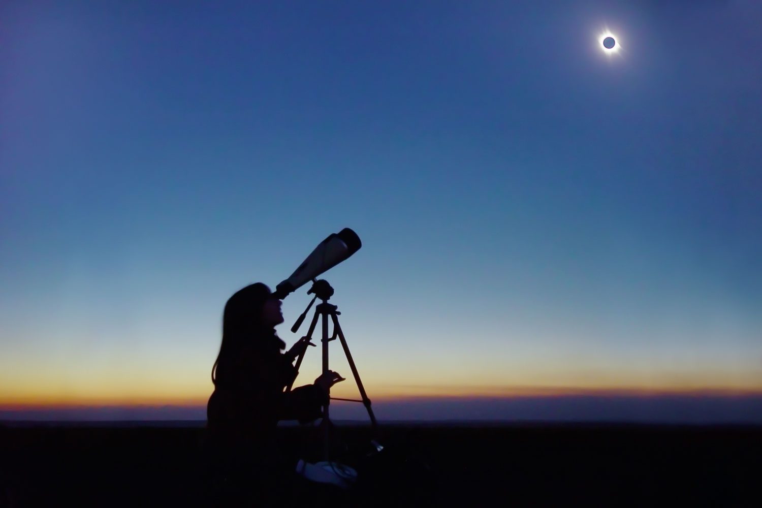 New Solar Eclipse Study: Light Can Be ‘Toxic’ for the Retina, Say Expert Doctors